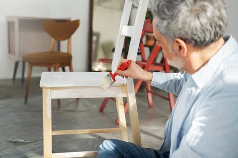 Explore Furniture Painting Basics and Finishing Tips
