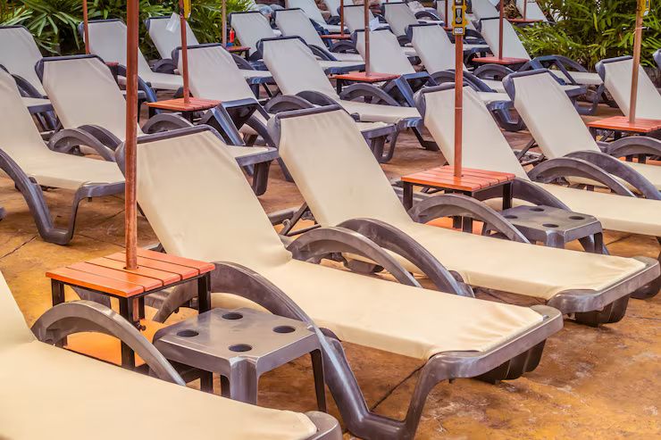 Outdoor Fold-Away Furniture